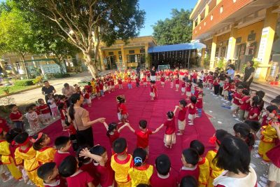 Các hoạt động chào mừng Ngày Nhà Giáo Việt Nam 20/11 của cô, trò trường mầm non Nam Thắng